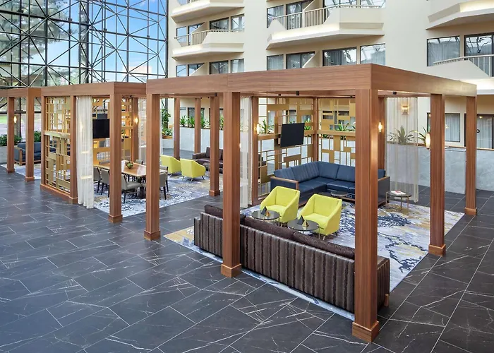 Doubletree By Hilton Hotel Newark Airport